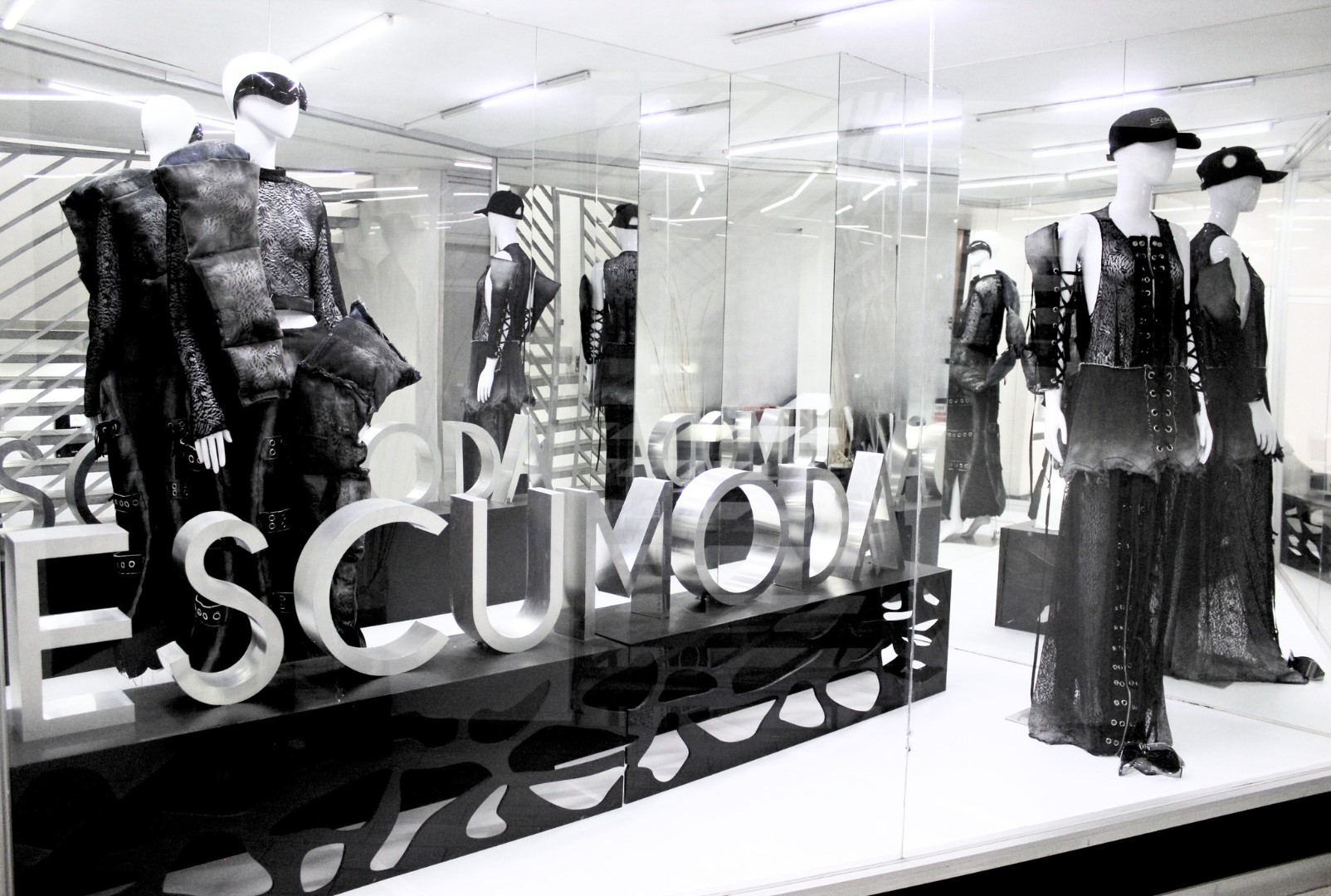 ESCUMODA