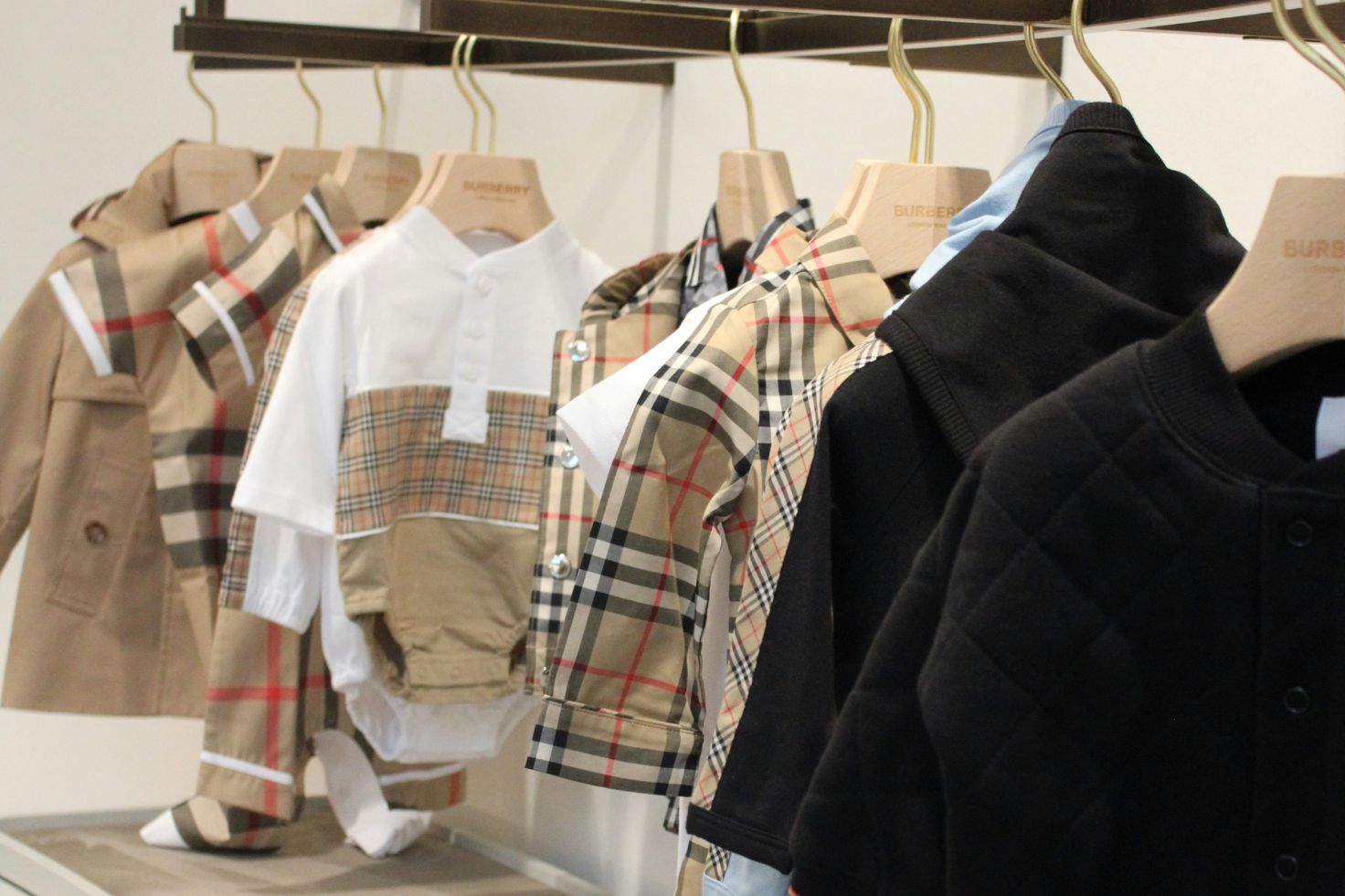 ropa unisex